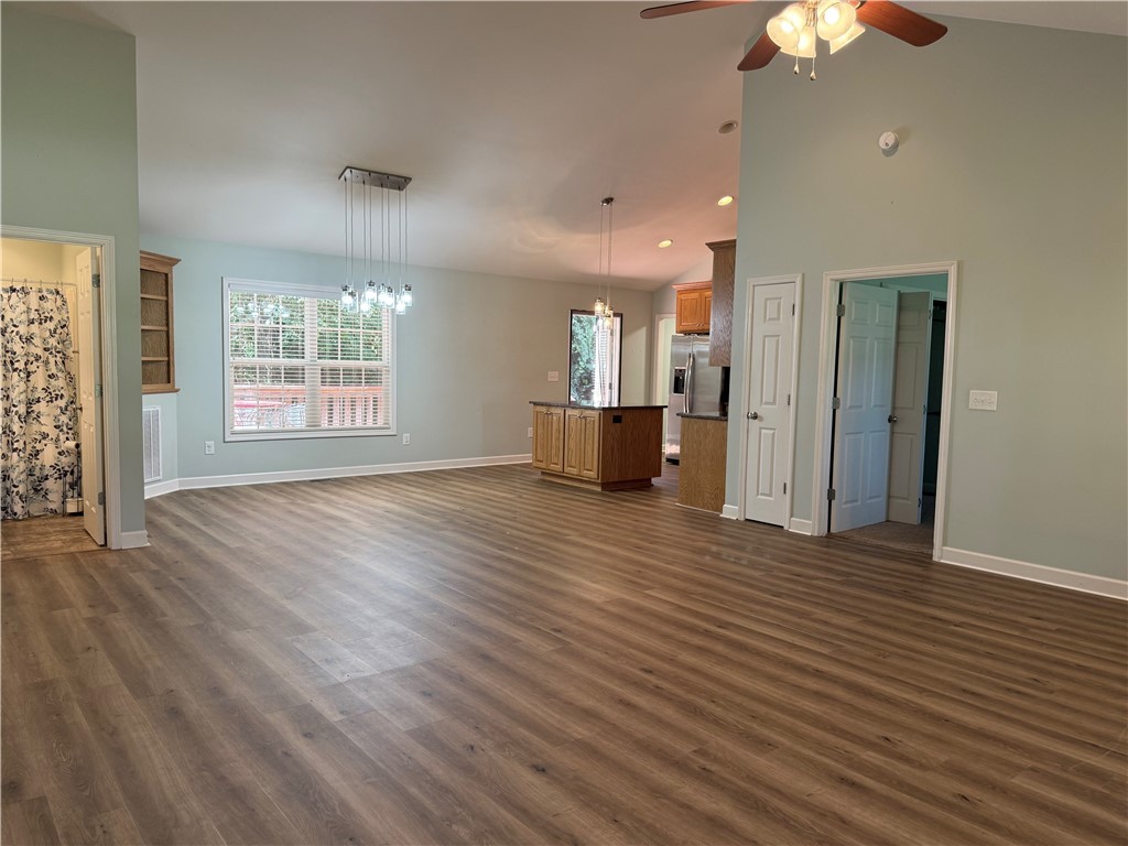 198 Miller Drive Central, SC 29630 - Photo 6 of 38