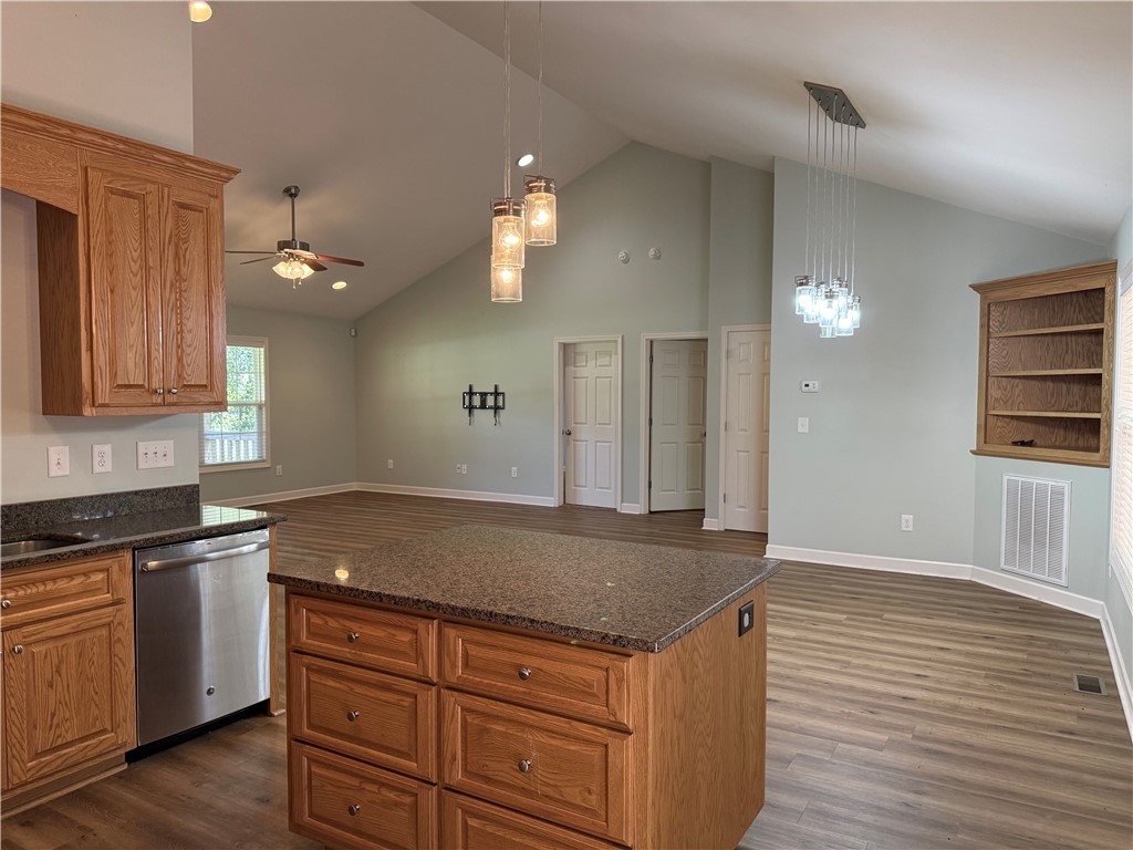 198 Miller Drive Central, SC 29630 - Photo 10 of 38