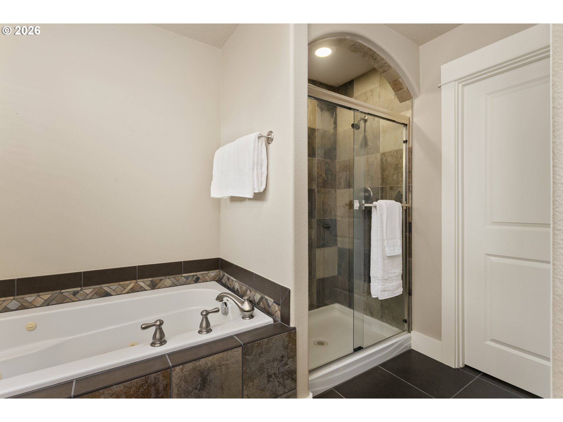 16327 Southwest Gemstone Court Beaverton, OR 97007 - Photo 22 of 41 Owner's Suite Bathroom