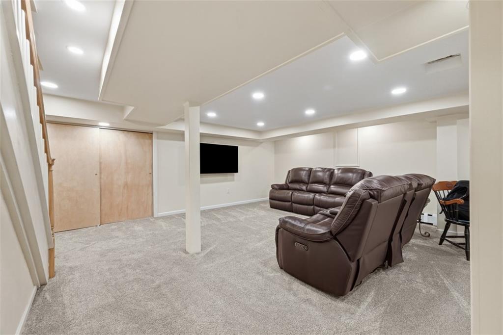 39 Windsor Road Pittsburgh, PA 15215 - Photo 33 of 49 Gallery Image 33