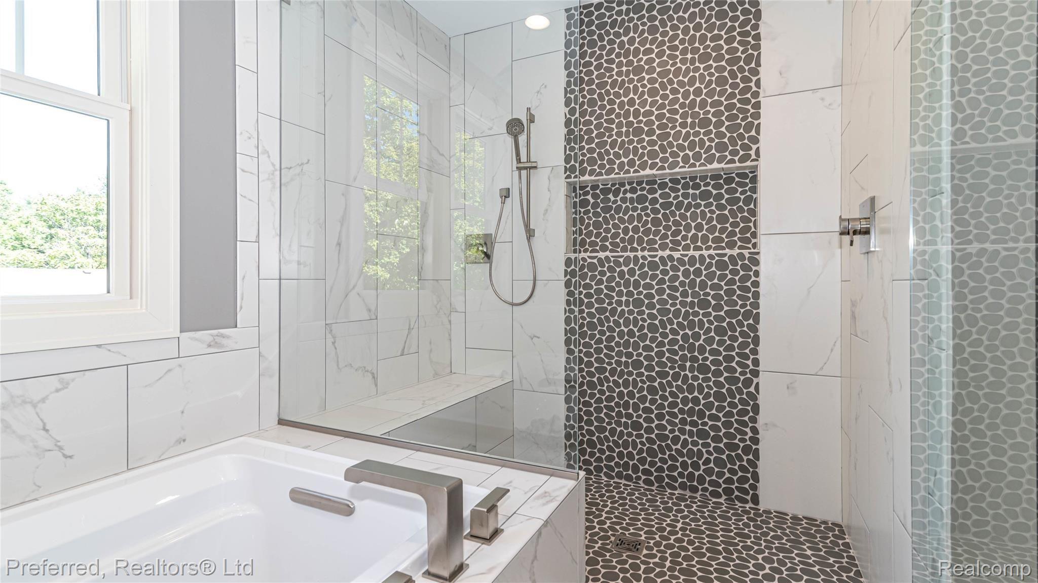 19691 Clement Road Northville, MI 48167 - Photo 43 of 64 061_53.jpg