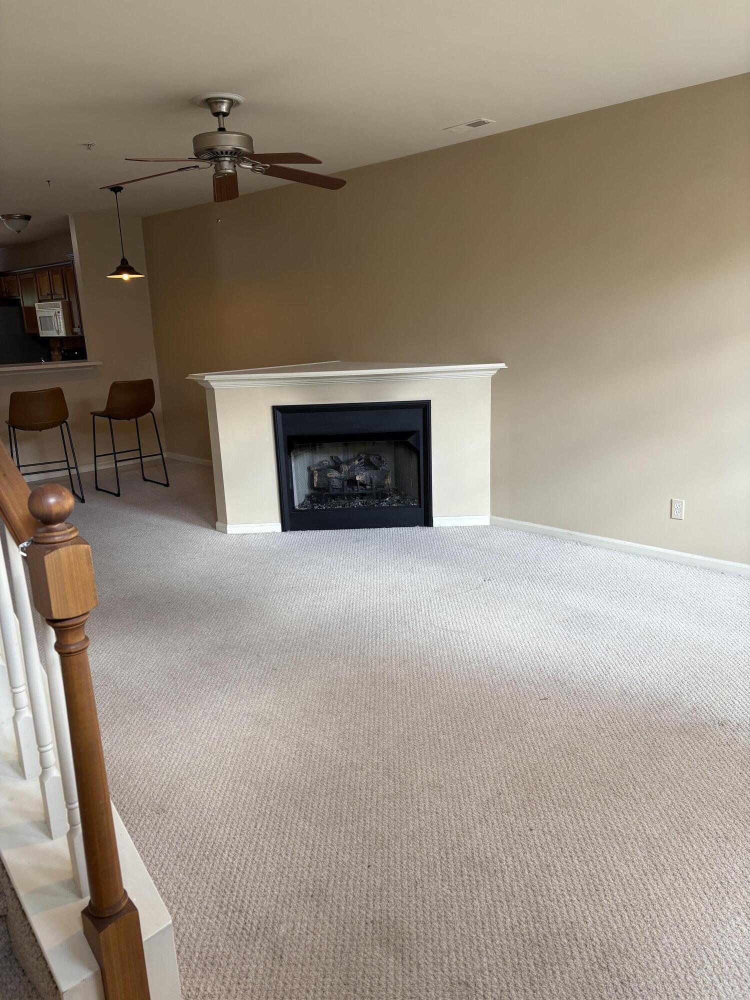 660 Village Lane Milford, MI 48381 - Photo 6 of 8 IMG_9704