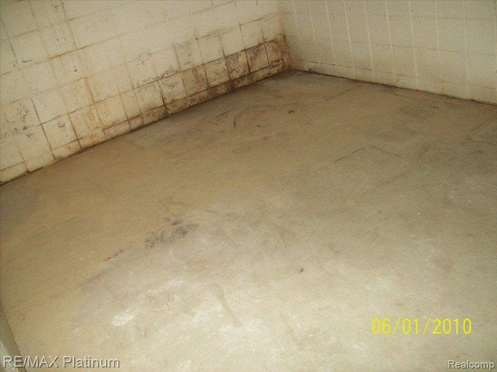3321 North Burkhart Road Howell, MI 48855 - Photo 14 of 20 BASEMENT