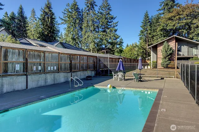 $425,000 | 1604 149th Place Southeast, Unit 2, Bellevue, WA 98007