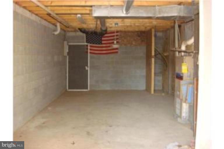 3511 Patuxent Road Huntingtown, MD 20639 - Photo 17 of 23 Workshop area is separate entrance at lower level