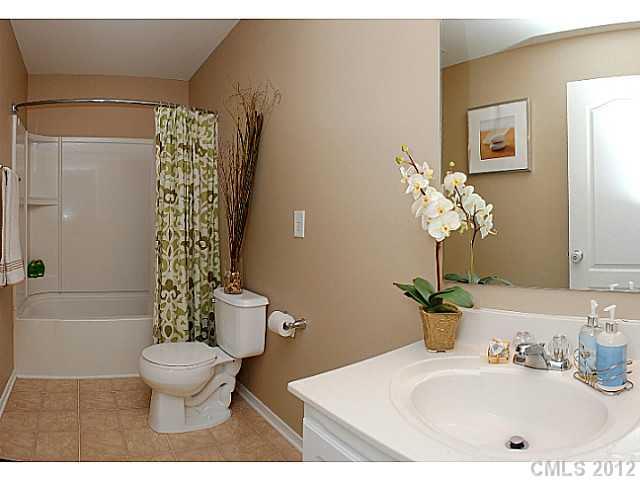 810 Risburg Lane Charlotte, NC 28262 - Photo 11 of 16