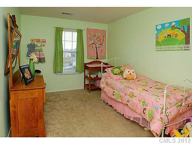 810 Risburg Lane Charlotte, NC 28262 - Photo 10 of 16