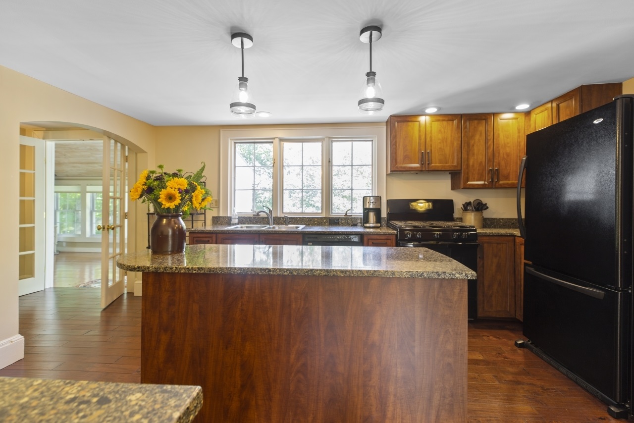 640 Forest Road Greenfield, NH 03047 - Photo 6 of 38