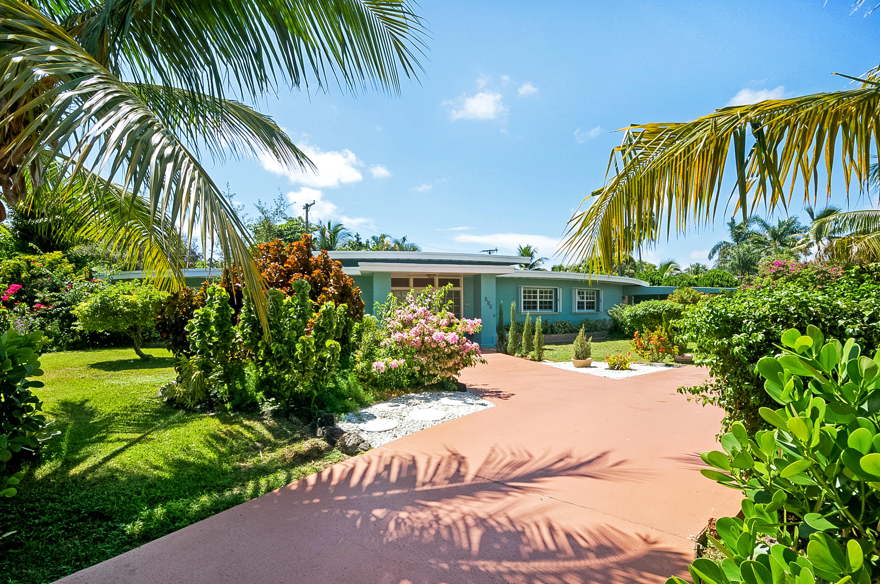 525 Rye Lane Delray Beach, FL 33444 - Photo 2 of 23 525_rye_lane_MLS_HID1118500_ROOMexterior