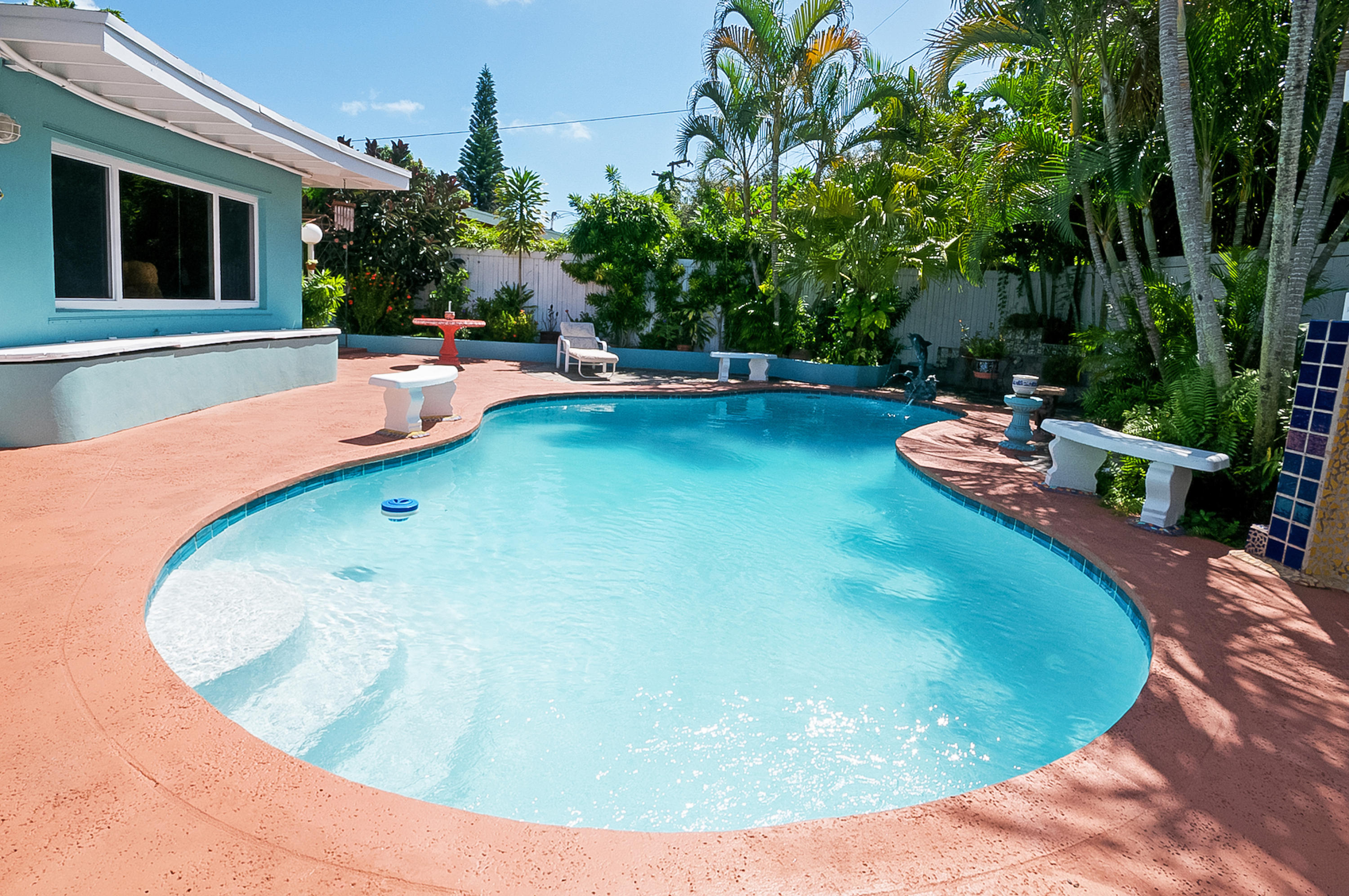 525 Rye Lane Delray Beach, FL 33444 - Photo 21 of 23 525_rye_lane_MLS_HID1118500_ROOMpool