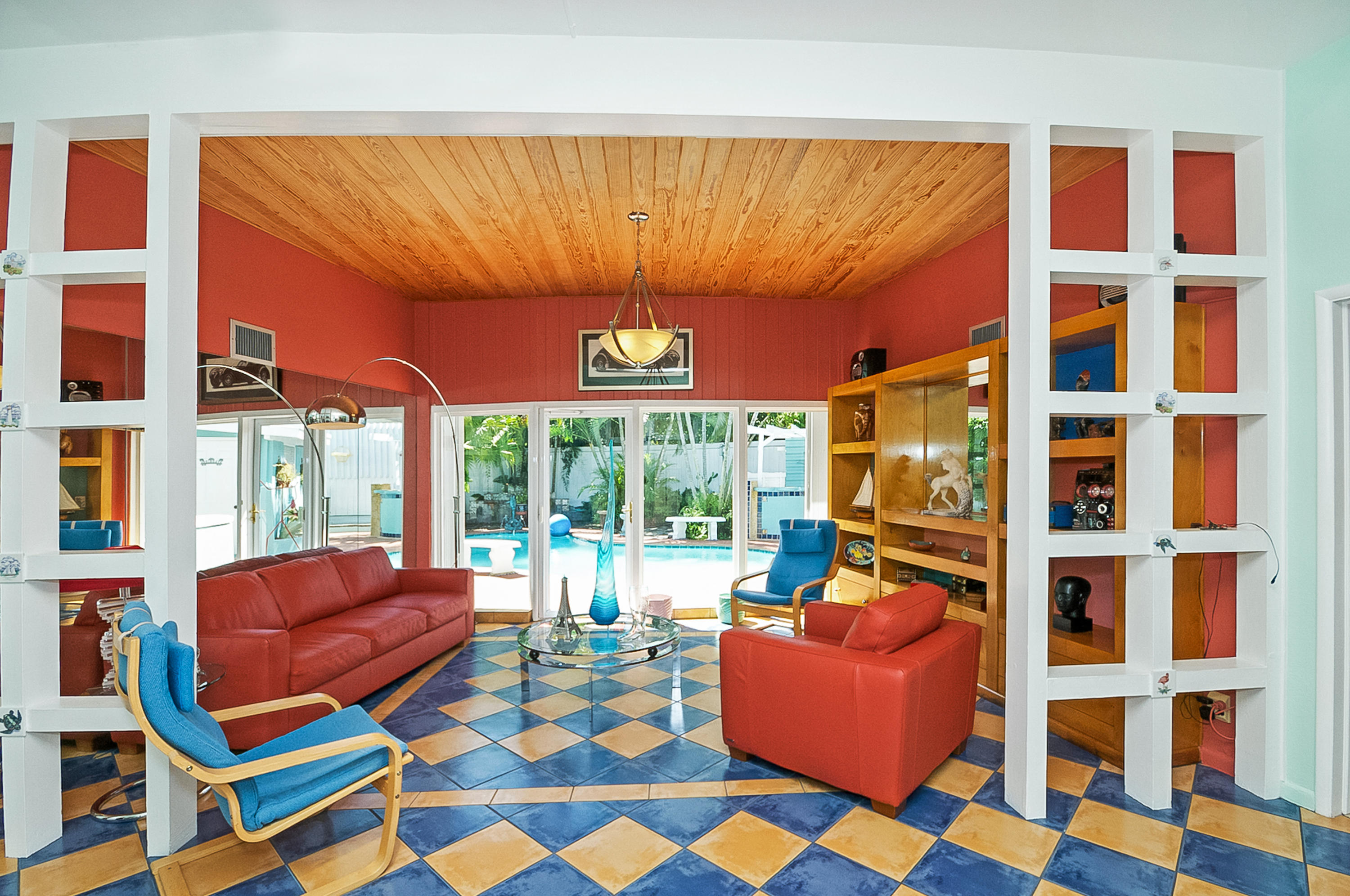 525 Rye Lane Delray Beach, FL 33444 - Photo 5 of 23 525_rye_lane_MLS_HID1118500_ROOMlivingro