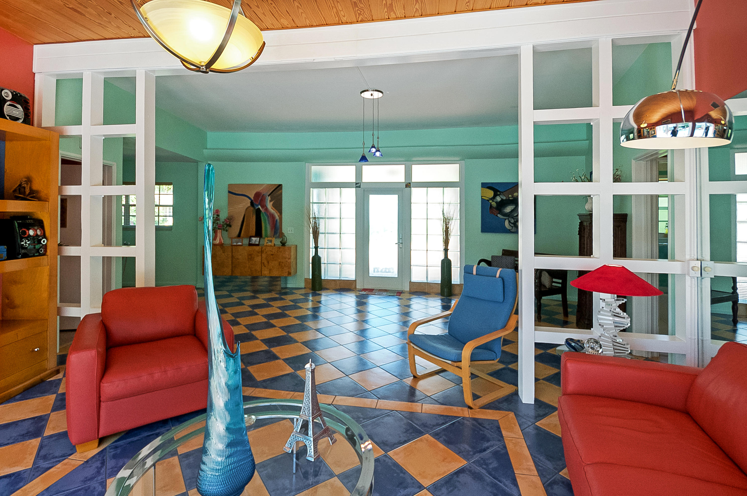 525 Rye Lane Delray Beach, FL 33444 - Photo 6 of 23 525_rye_lane_MLS_HID1118500_ROOMlivingro