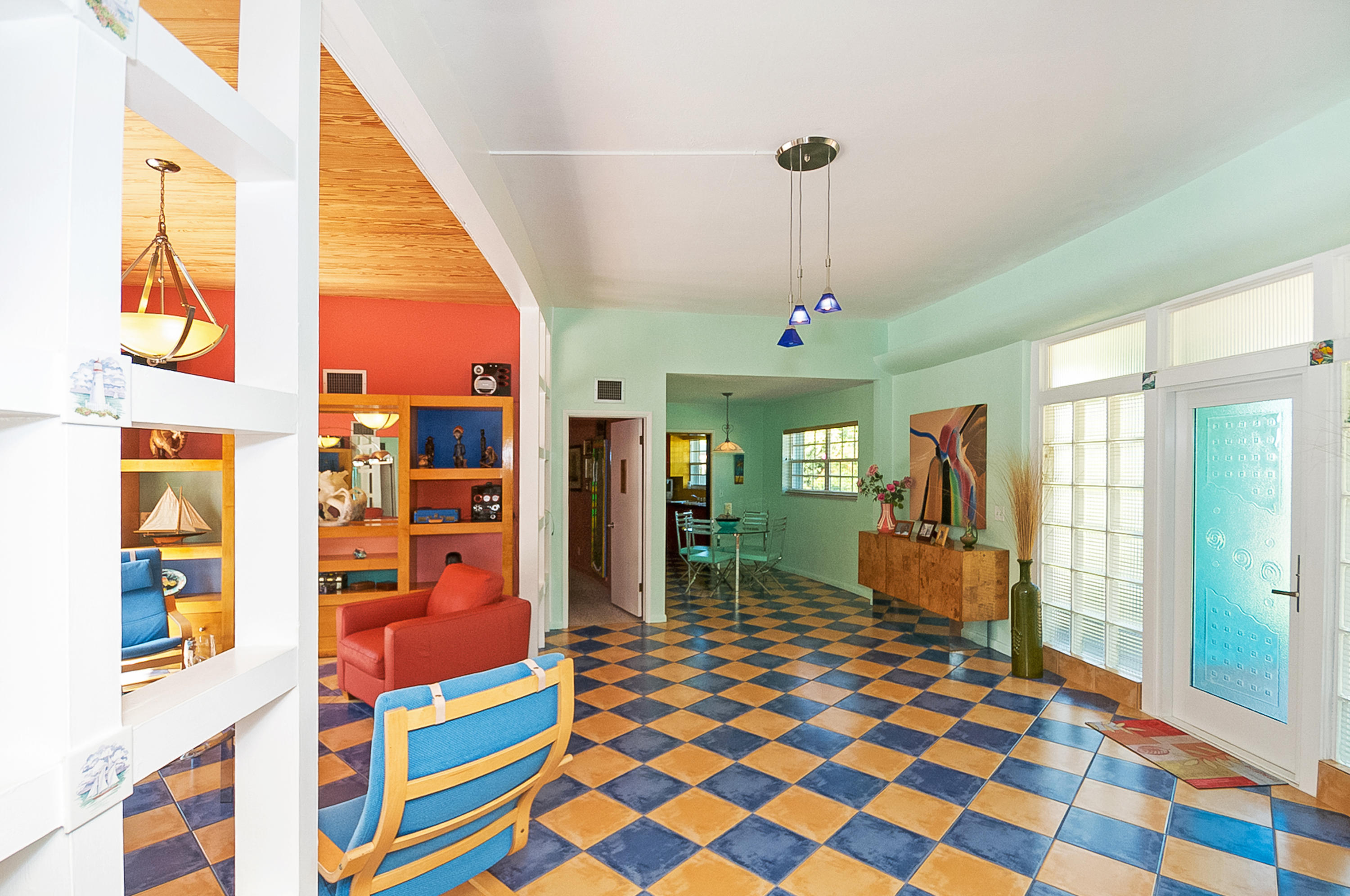 525 Rye Lane Delray Beach, FL 33444 - Photo 8 of 23 525_rye_lane_MLS_HID1118500_ROOMhallway