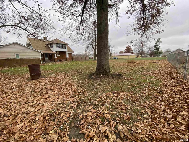 $99,900 | 178 South Main Street, Smithfield, IL 61477