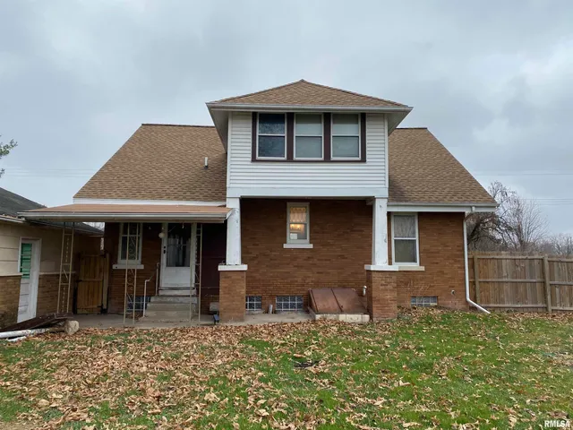 $99,900 | 178 South Main Street, Smithfield, IL 61477