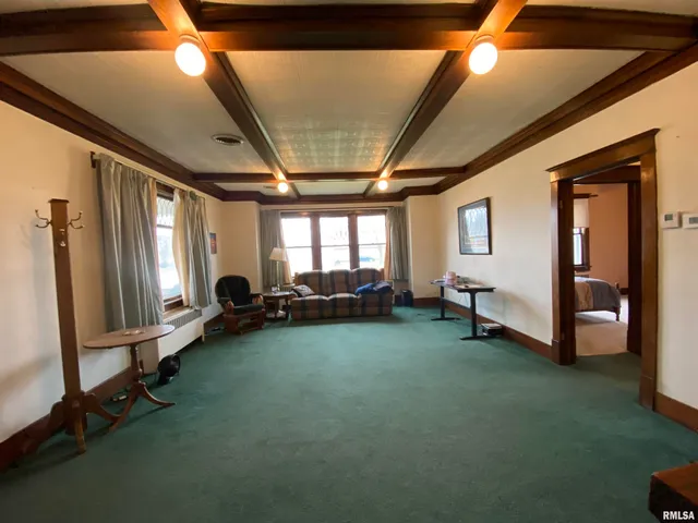 $99,900 | 178 South Main Street, Smithfield, IL 61477