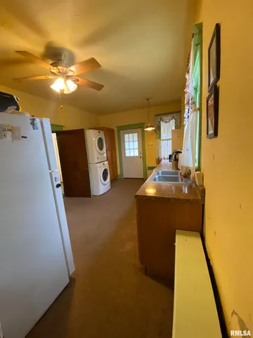 $99,900 | 178 South Main Street, Smithfield, IL 61477