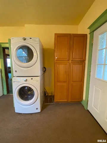 $99,900 | 178 South Main Street, Smithfield, IL 61477