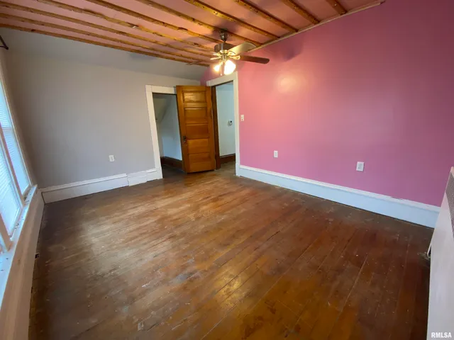 $99,900 | 178 South Main Street, Smithfield, IL 61477