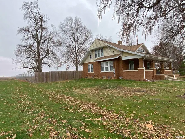 $99,900 | 178 South Main Street, Smithfield, IL 61477