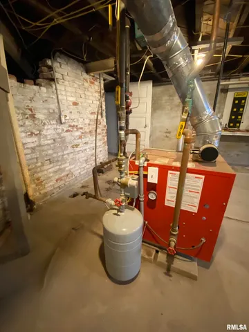 $99,900 | 178 South Main Street, Smithfield, IL 61477