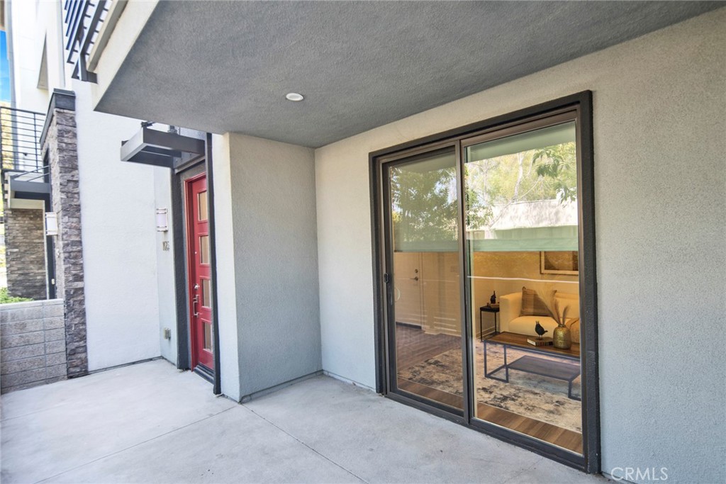 105 Schick Irvine, CA 92614 - Photo 27 of 39 a view of a room with window