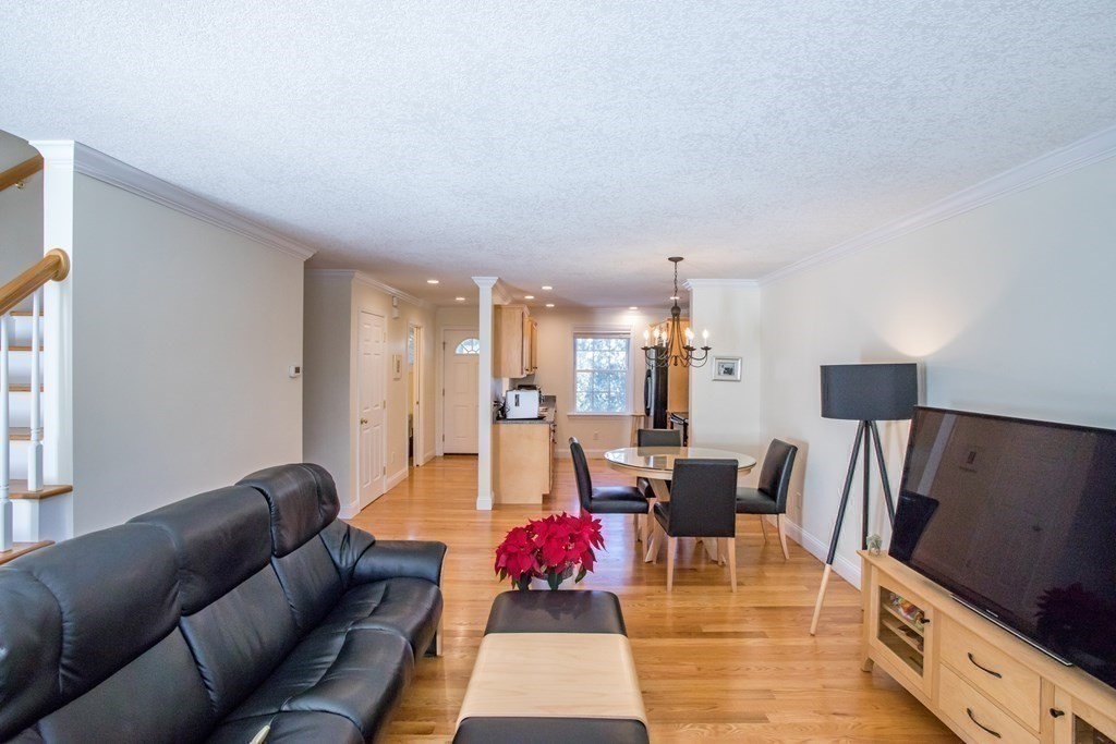8 Hockanum Road, Unit 5 Northampton, MA 01060 - Photo 12 of 41 Gallery Image 12