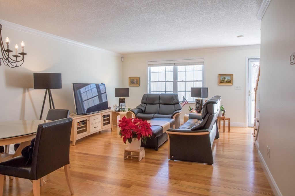 8 Hockanum Road, Unit 5 Northampton, MA 01060 - Photo 13 of 41 Gallery Image 13
