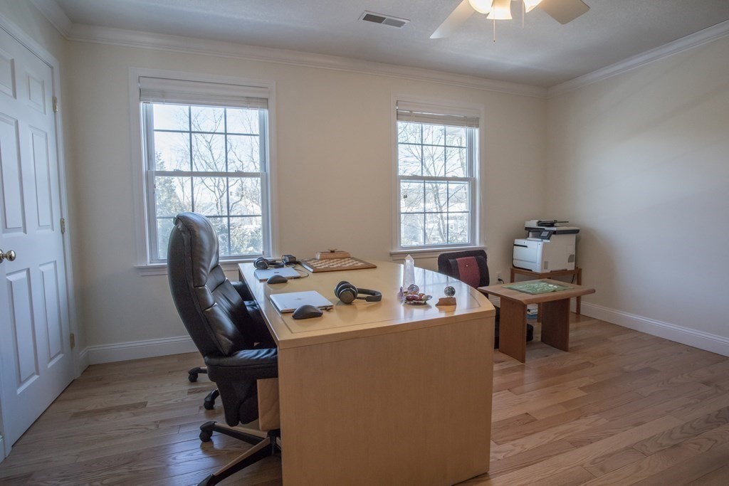 8 Hockanum Road, Unit 5 Northampton, MA 01060 - Photo 25 of 41 Gallery Image 25