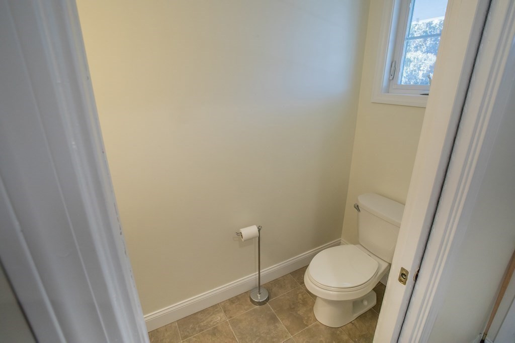 8 Hockanum Road, Unit 5 Northampton, MA 01060 - Photo 35 of 41 Gallery Image 35