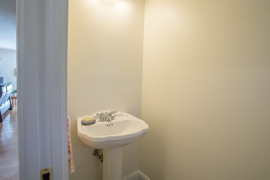 8 Hockanum Road, Unit 5 Northampton, MA 01060 - Photo 36 of 41 Gallery Image 36