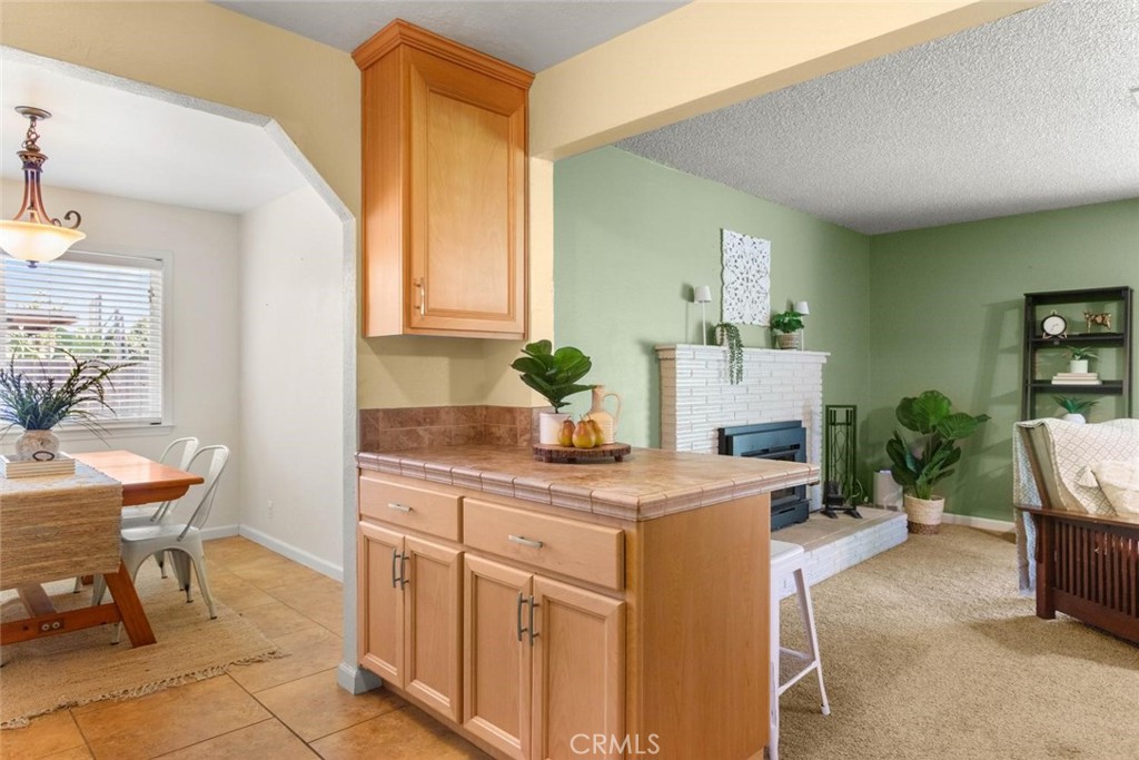 9099 Midway Durham, CA 95938 - Photo 8 of 32 Breakfast bar