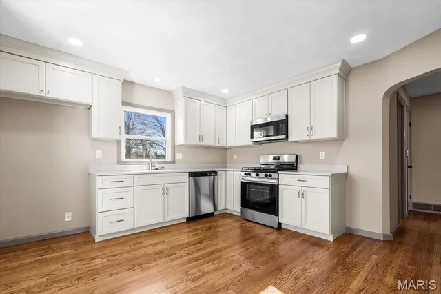 $239,900 | 1922 Muren Boulevard, Belleville, IL 62221