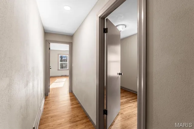 $239,900 | 1922 Muren Boulevard, Belleville, IL 62221