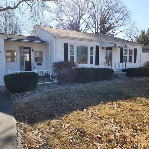 $239,900 | 1922 Muren Boulevard, Belleville, IL 62221