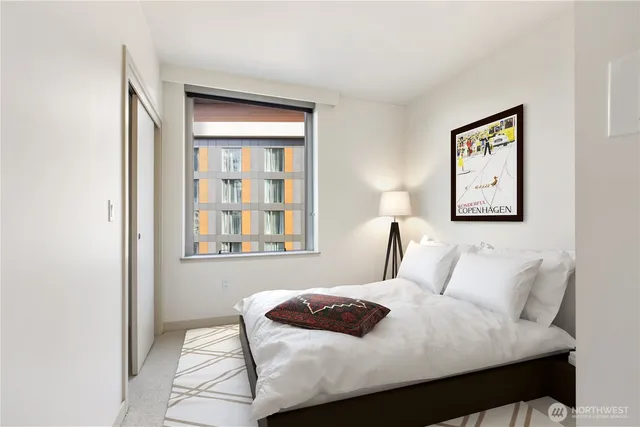 $5,088 | 10650 Northeast 9th Place, Unit 826, Bellevue, WA 98004