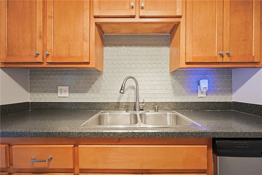 155 St Barnabe Street, Unit B1 Woonsocket, RI 02895 - Photo 3 of 25