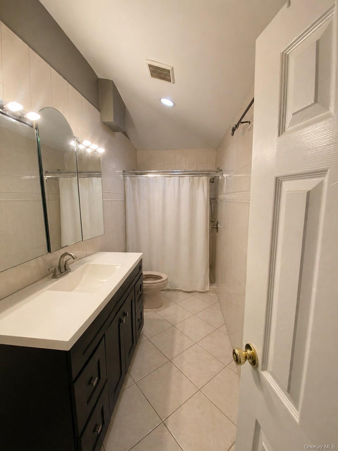 21 Kevin Road Commack, NY 11725 - Photo 7 of 7