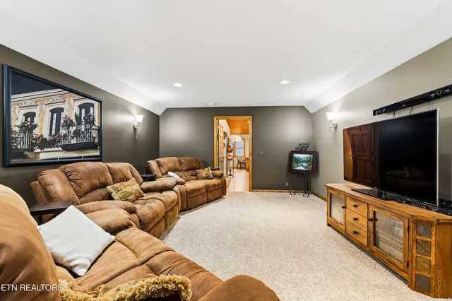 $2,100,000 | 1420 Lakeview Drive, Sharps Chapel, TN 37866