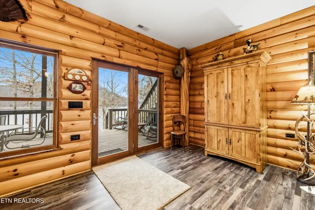 $2,100,000 | 1420 Lakeview Drive, Sharps Chapel, TN 37866