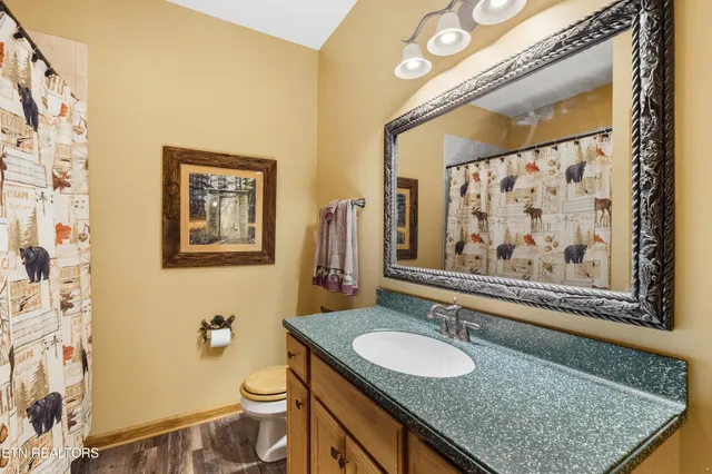 $2,100,000 | 1420 Lakeview Drive, Sharps Chapel, TN 37866