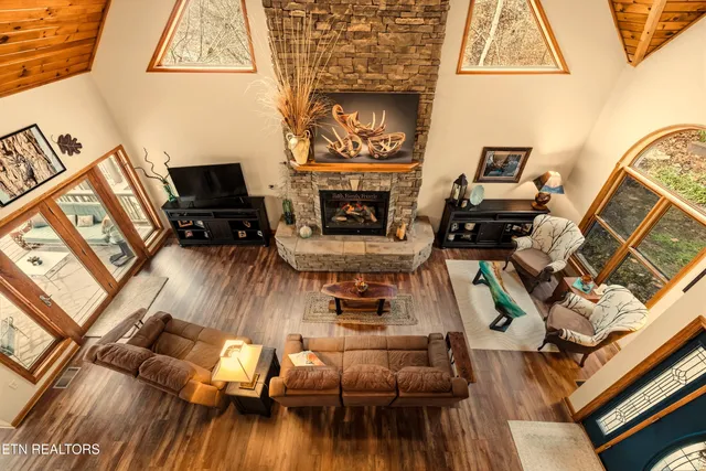 $2,100,000 | 1420 Lakeview Drive, Sharps Chapel, TN 37866