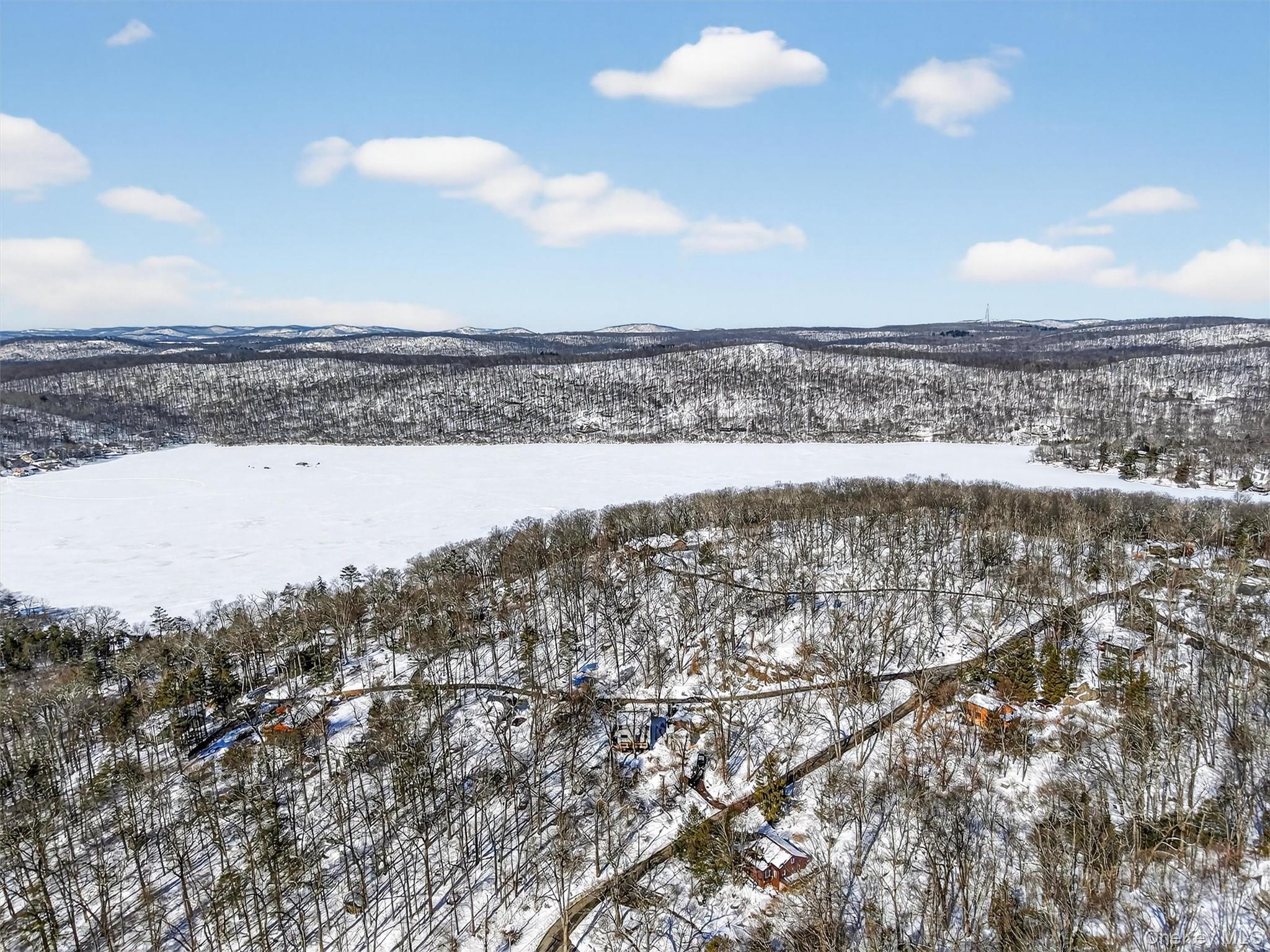 16 Cold Spring Road Putnam Valley, NY 10579 - Photo 41 of 44 a view of an ocean