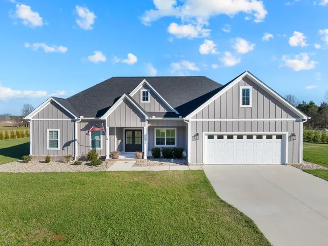 $543,900 | 290 Maple Bend Road, Winchester, TN 37398