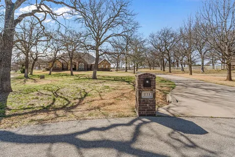 $715,000 | 211 Pack Saddle Trail, Weatherford, TX 76088