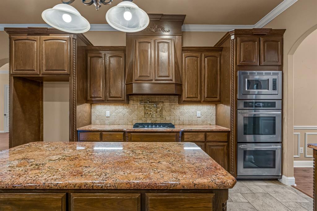 211 Pack Saddle Trail Weatherford, TX 76088 - Photo 12 of 40