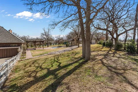 $715,000 | 211 Pack Saddle Trail, Weatherford, TX 76088