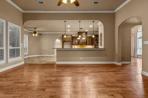 $715,000 | 211 Pack Saddle Trail, Weatherford, TX 76088