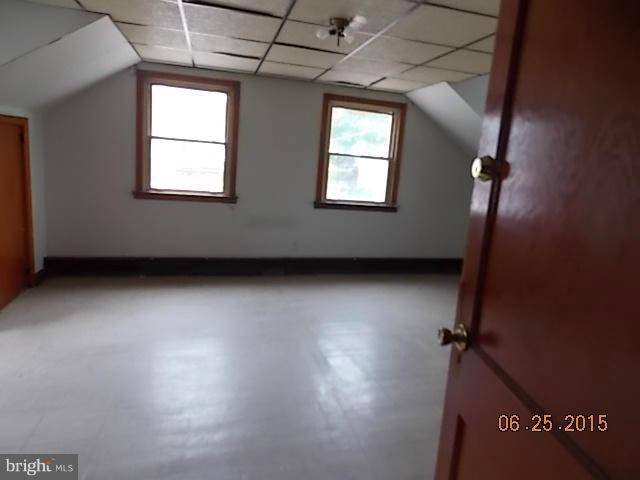 718 Old North Point Road Baltimore, MD 21222 - Photo 15 of 22 Bedroom
