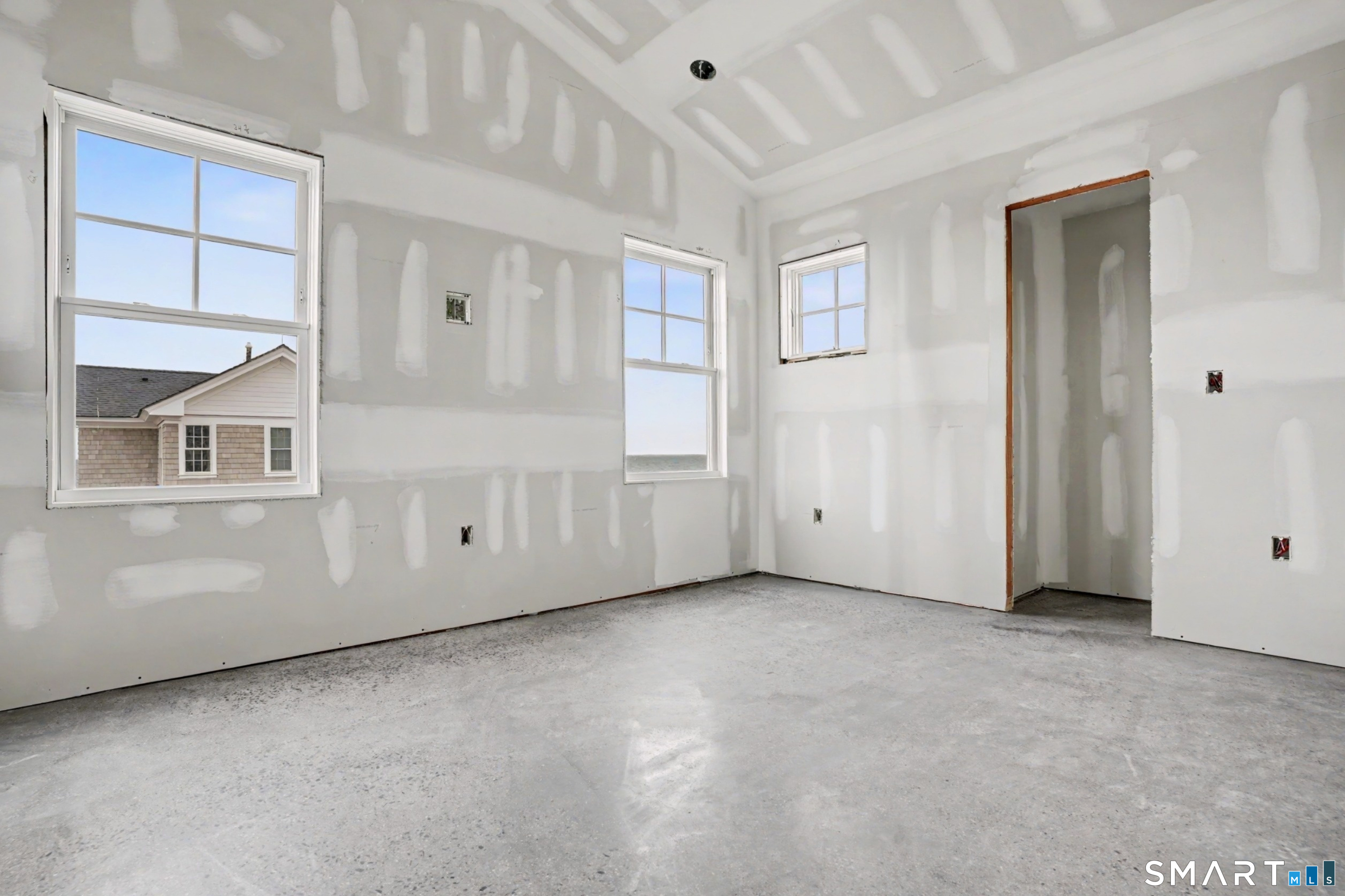 40 Pond Road Old Lyme, CT 06371 - Photo 29 of 35 an empty room with windows